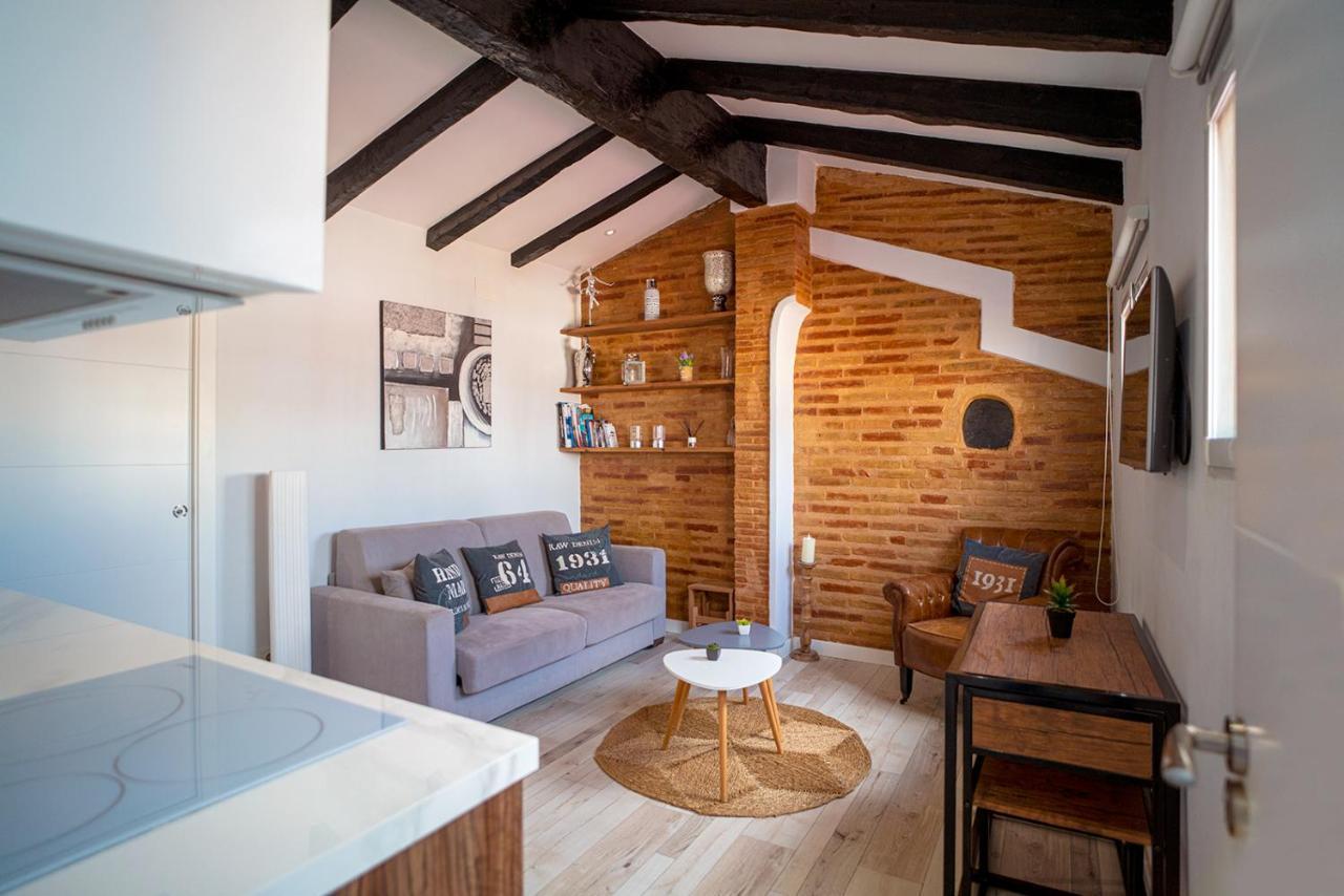 Atico Con Terraza Y Jacuzzi En El Centro Daire Valensiya Oda fotoğraf