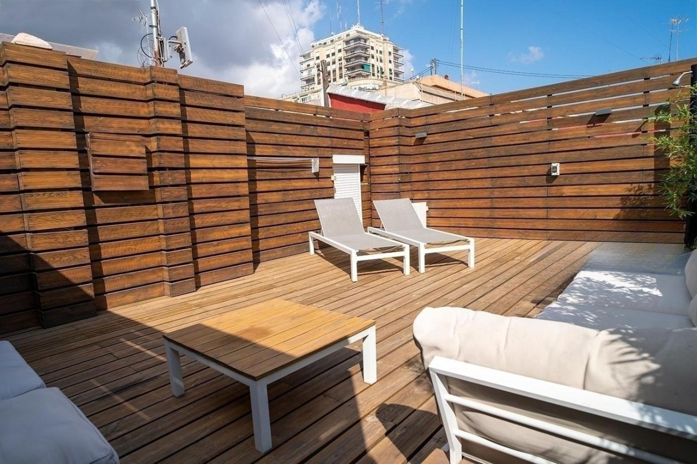 Atico Con Terraza Y Jacuzzi En El Centro Daire Valensiya Oda fotoğraf